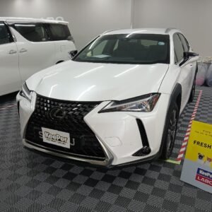 Lexus UX200